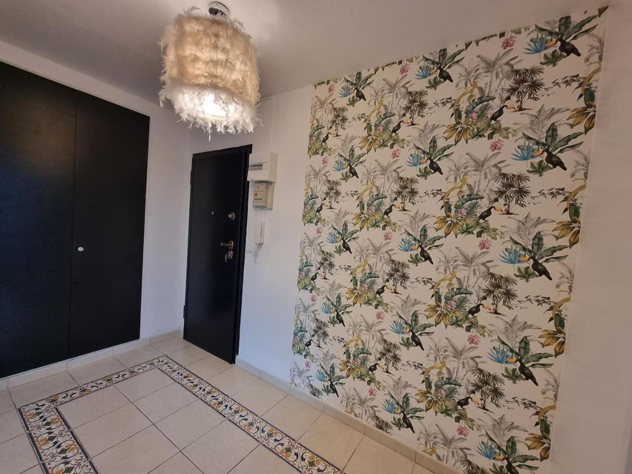Grand Appartement 3 Chambres Disney - Paris - 82M2 Neuilly-sur-Marne Buitenkant foto