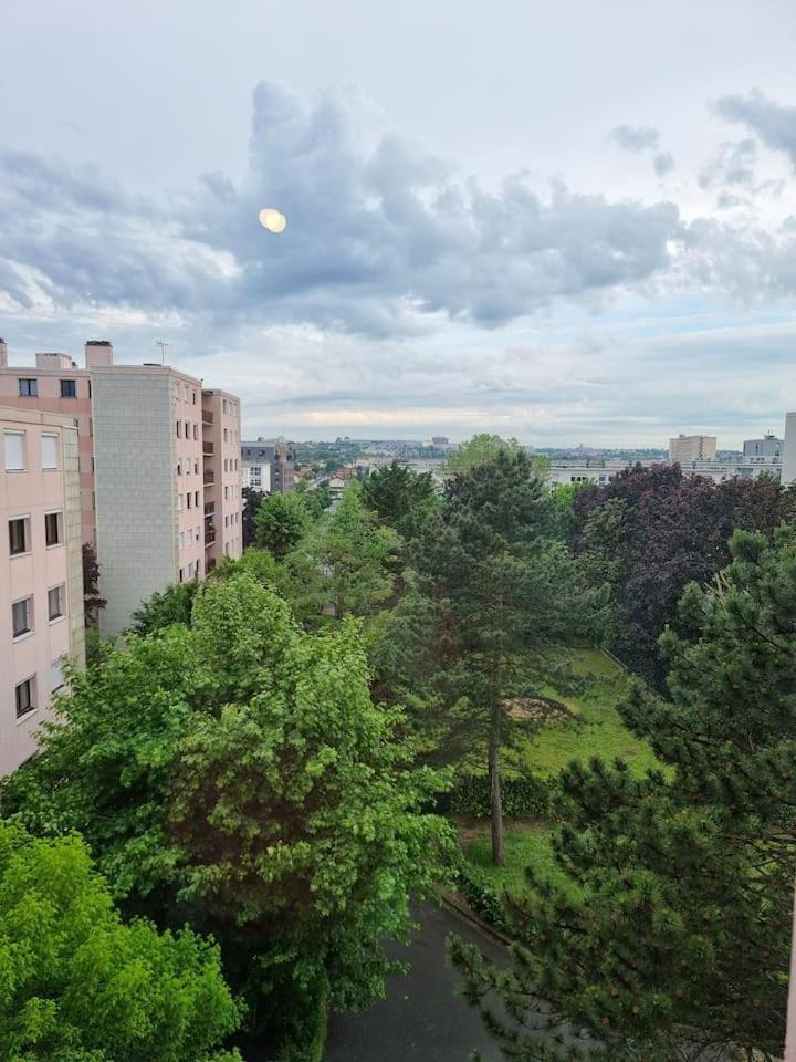 Grand Appartement 3 Chambres Disney - Paris - 82M2 Neuilly-sur-Marne Buitenkant foto